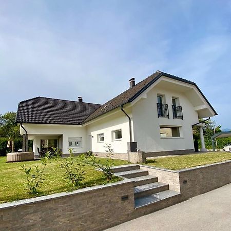 Hisa Helena Vila Kranj Exterior foto