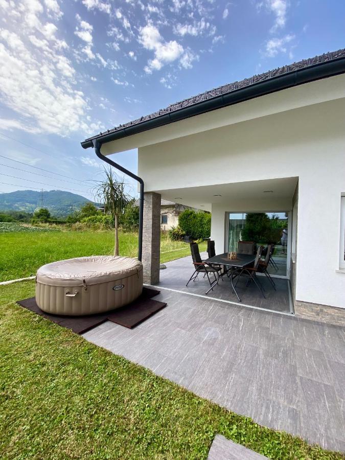 Hisa Helena Vila Kranj Exterior foto