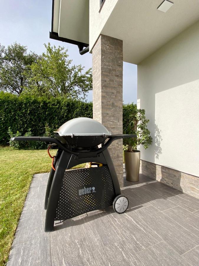 Hisa Helena Vila Kranj Exterior foto